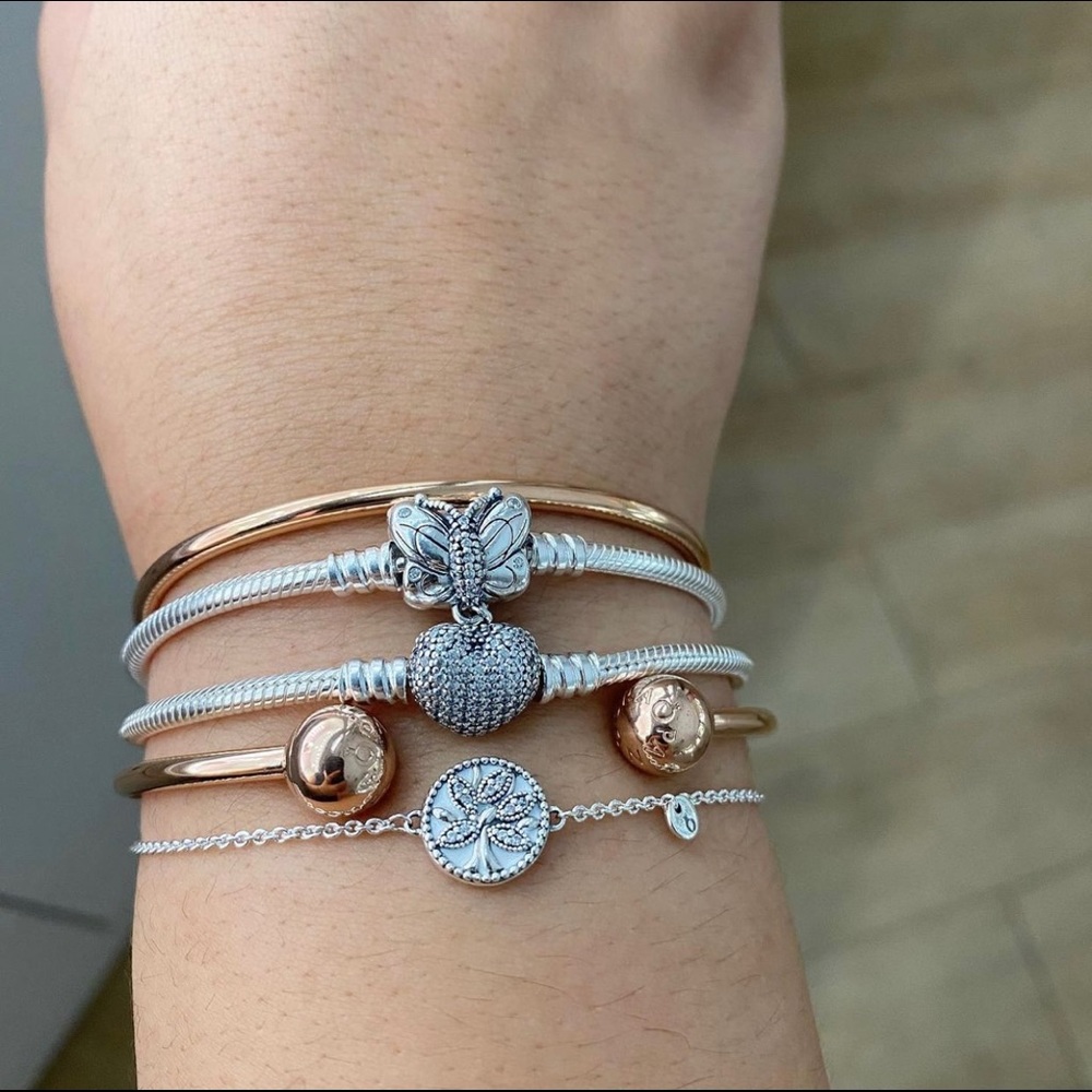 Pandora Moments Sparkling Heart Clasp Snake Chain sterling silver Bracelet 6.7